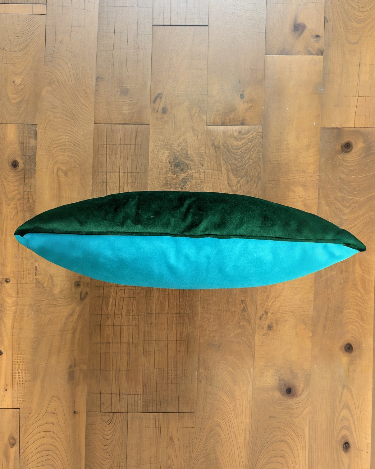 blue_green_pillow.jpg blue green pillow
