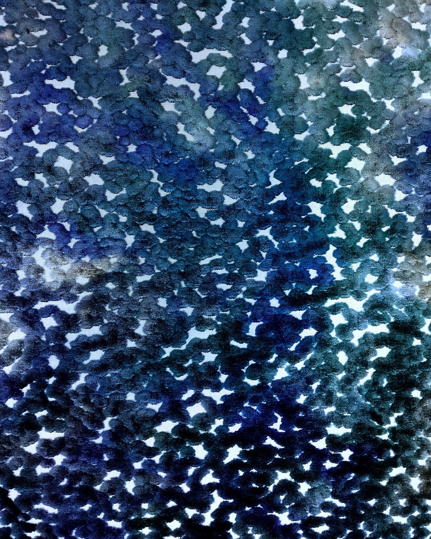 dotsblue.jpg dotsblue